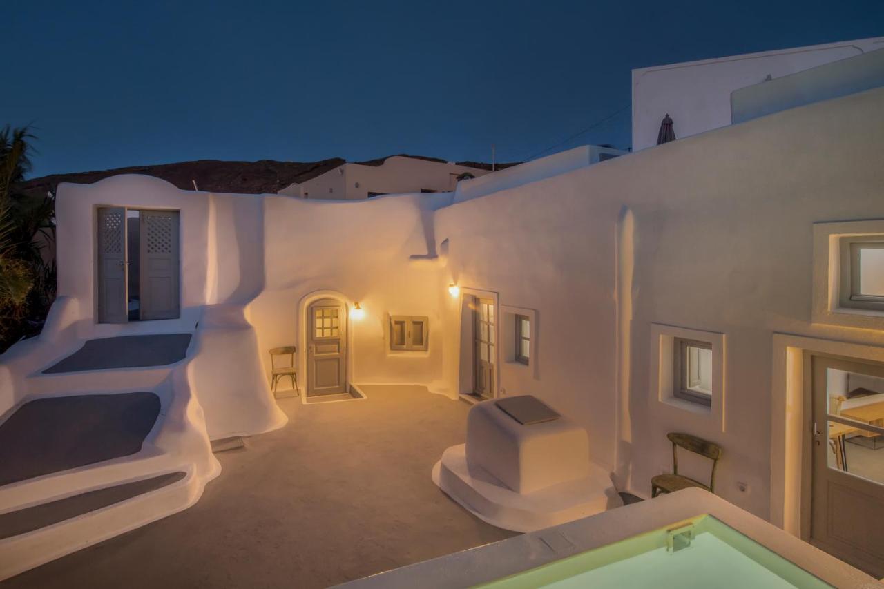 Aqua Serenity Luxury Suites Santorini Foinikia  Exterior photo