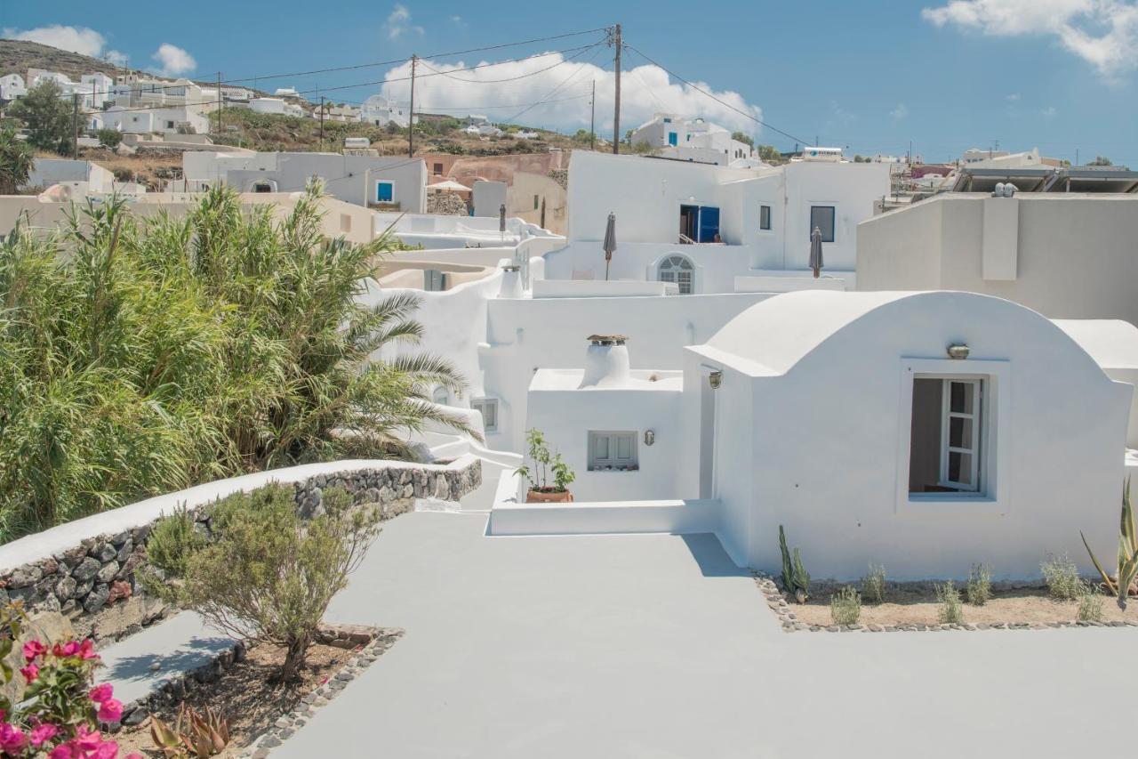 Aqua Serenity Luxury Suites Santorini Foinikia  Exterior photo